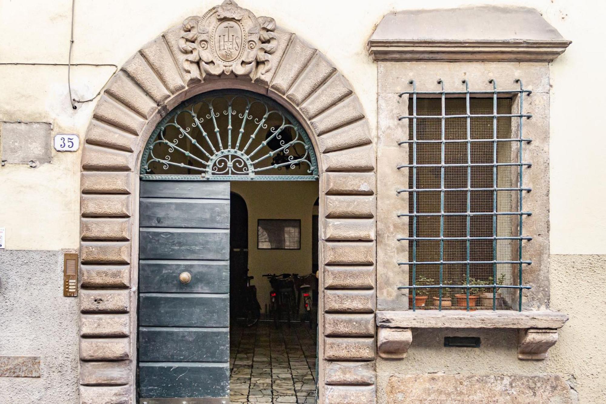 Appartamento San Paolino - Affitti Brevi Italia Lucca Bagian luar foto